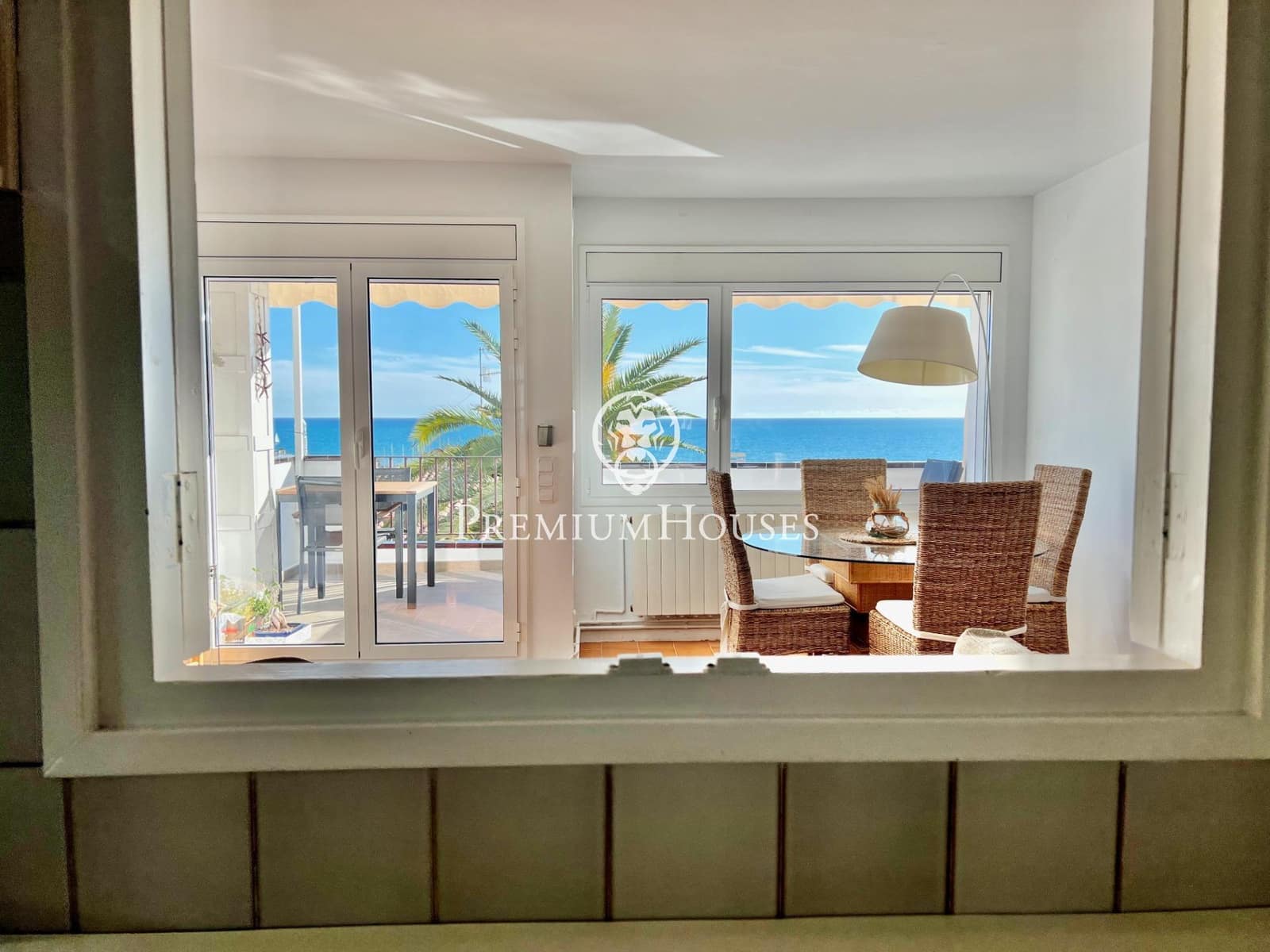 3 soveværelse Lejlighed til leje i Sitges med swimmingpool garage - € 4.000 (Ref: 7894780)