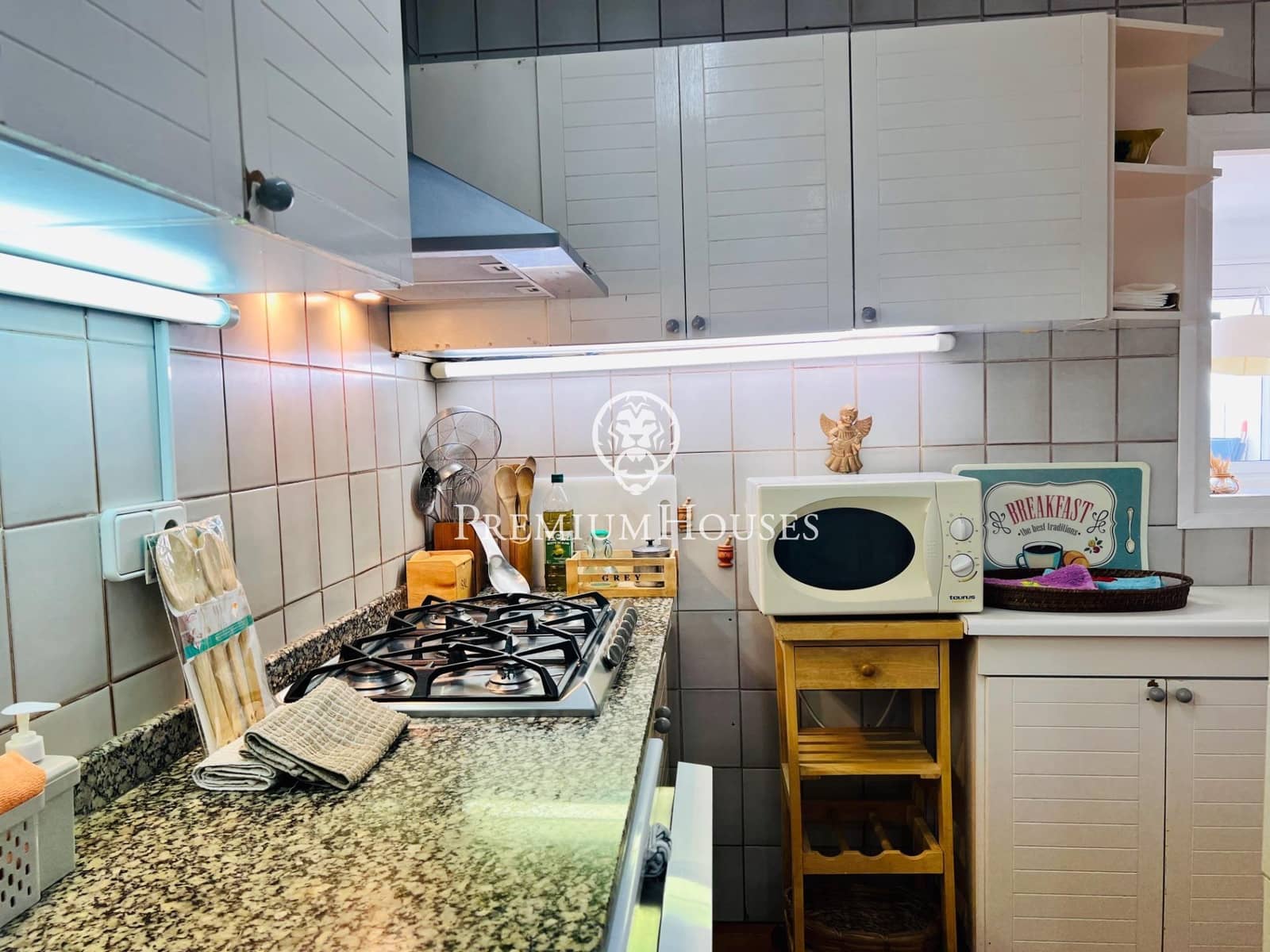 3 soveværelse Lejlighed til leje i Sitges med swimmingpool garage - € 4.000 (Ref: 7894780)