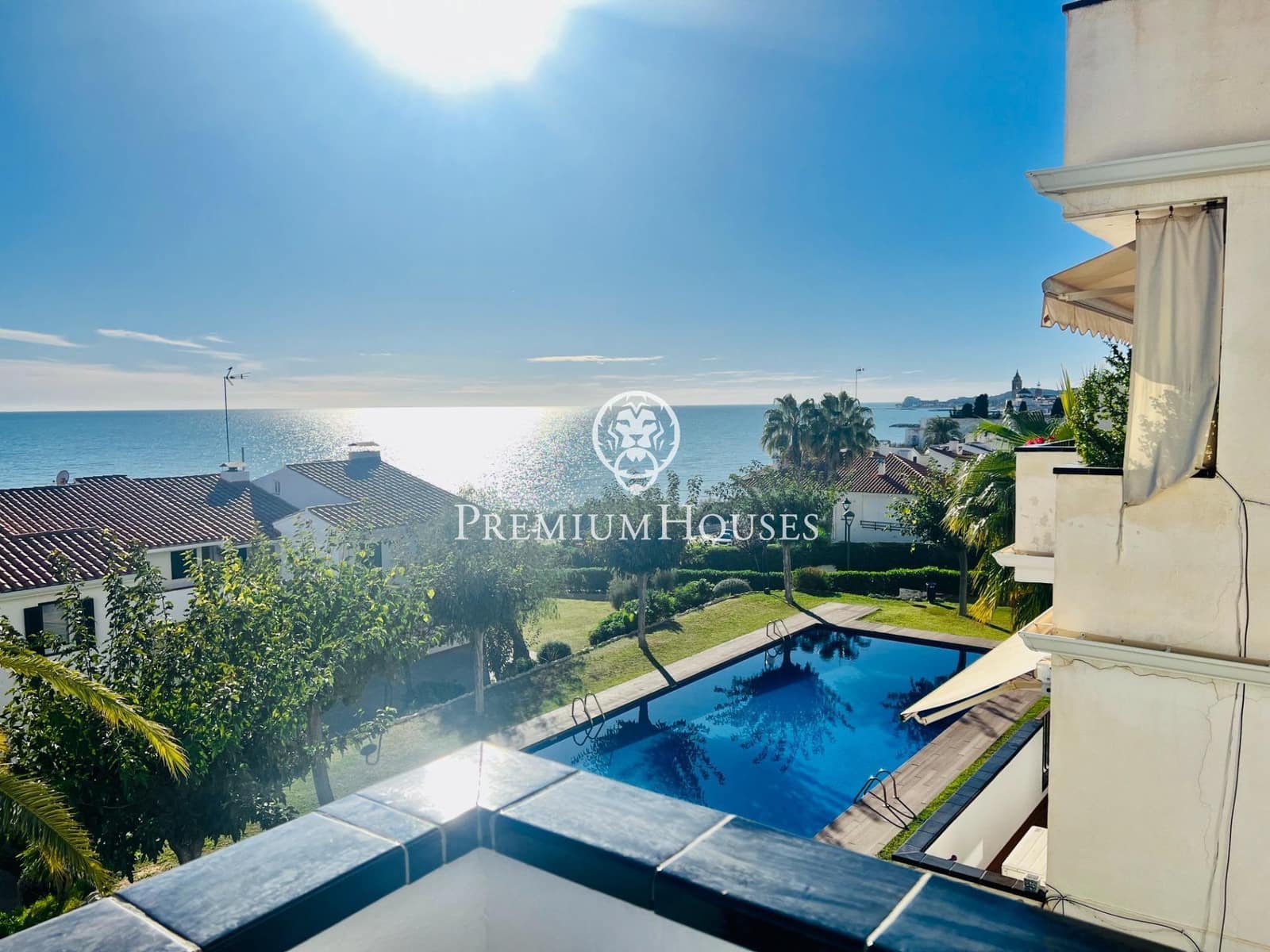 3 soveværelse Lejlighed til leje i Sitges med swimmingpool garage - € 4.000 (Ref: 7894780)