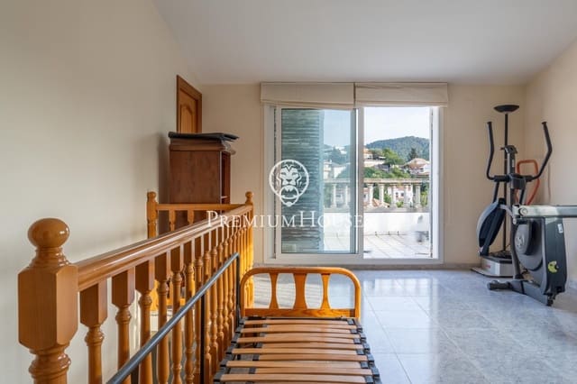 5 sypialnia Willa na sprzedaż w Sitges z basenem garażem - 699 000 € (Ref: 8079590)