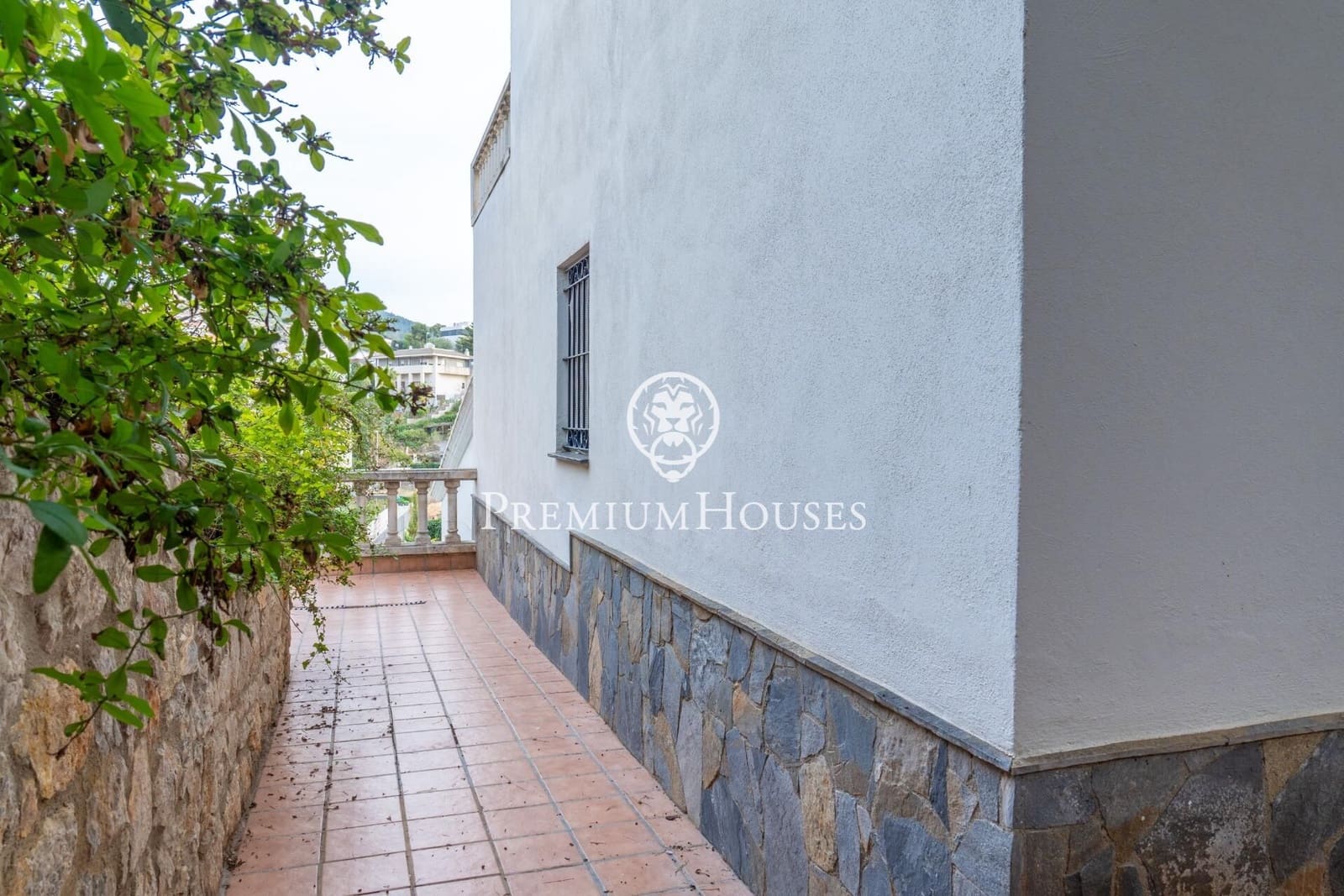 5 sypialnia Willa na sprzedaż w Sitges z basenem garażem - 699 000 € (Ref: 8079590)