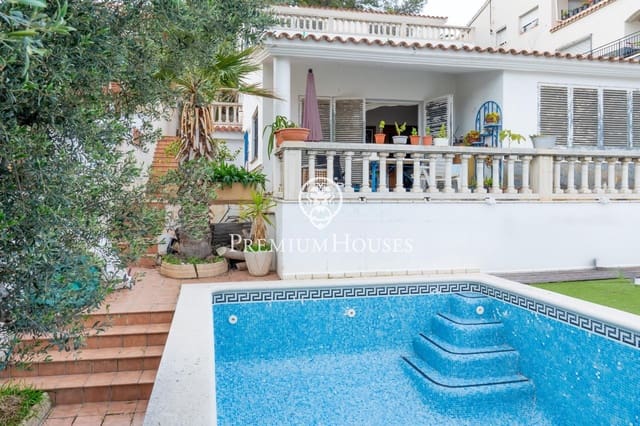 5 sypialnia Willa na sprzedaż w Sitges z basenem garażem - 699 000 € (Ref: 8079590)