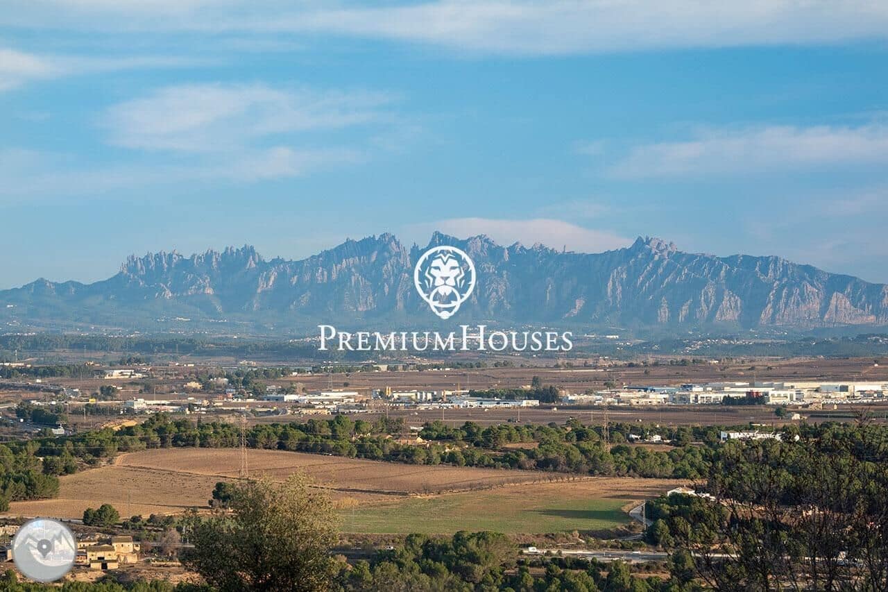 Grunde uden byggetilladelser til salg i Moja - € 137.000 (Ref: 8148560)