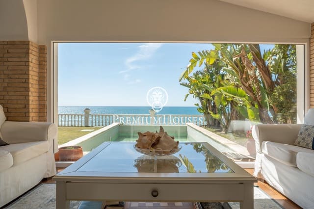 5 bedroom Villa for sale in Vilanova i la Geltrú with pool - € 3,900,000 (Ref: 8229363)