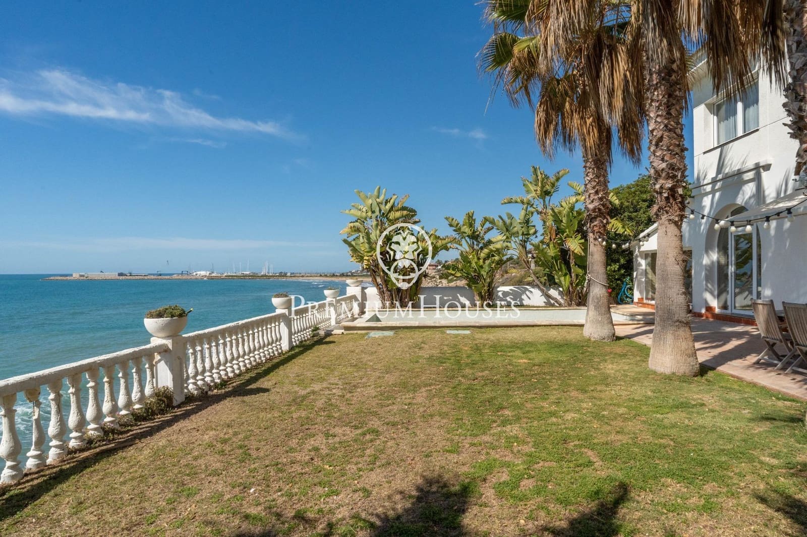 5 soveværelse Villa til salg i Vilanova i la Geltru med swimmingpool - € 3.900.000 (Ref: 8229363)