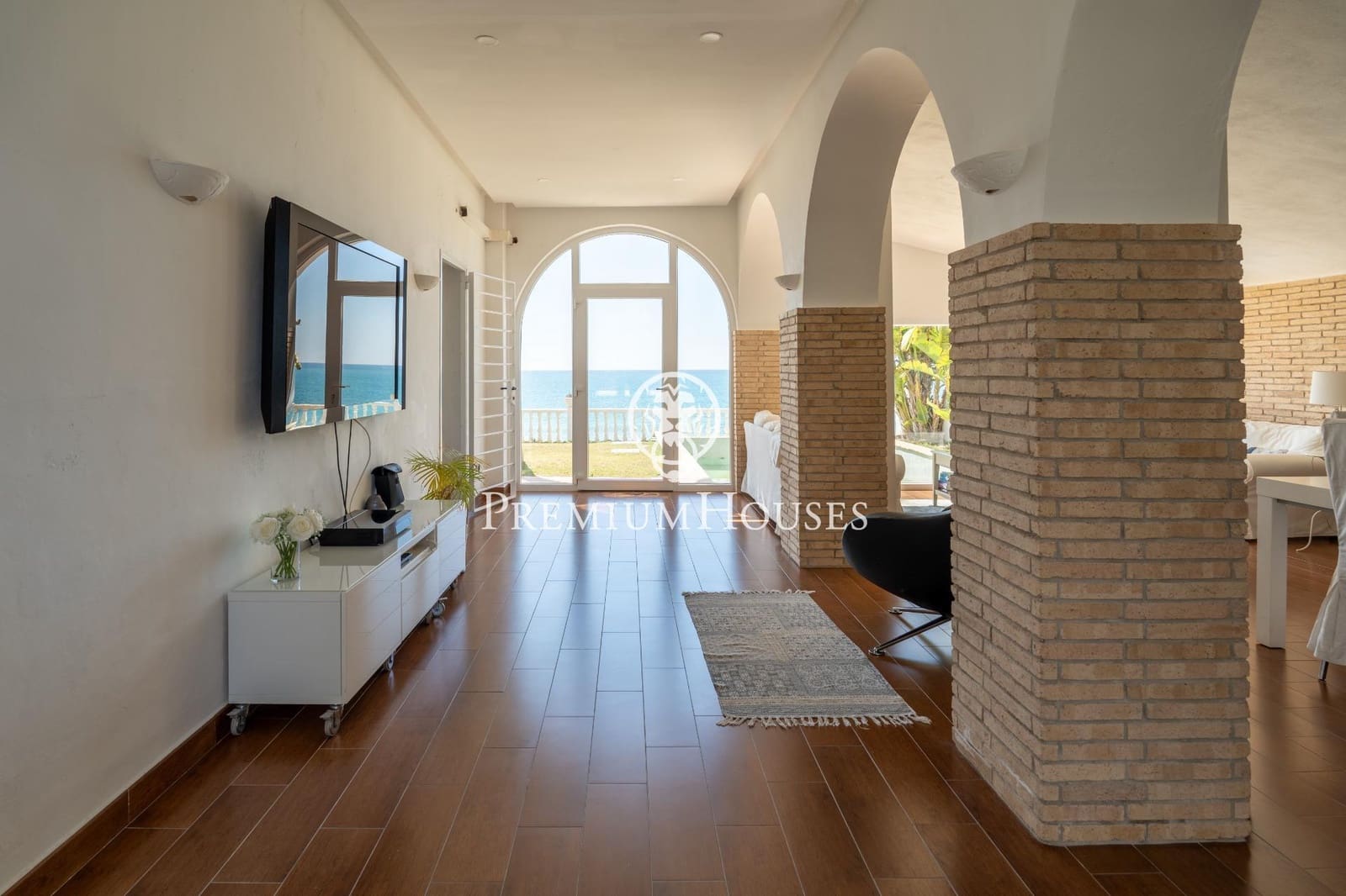 5 soveværelse Villa til salg i Vilanova i la Geltru med swimmingpool - € 3.900.000 (Ref: 8229363)