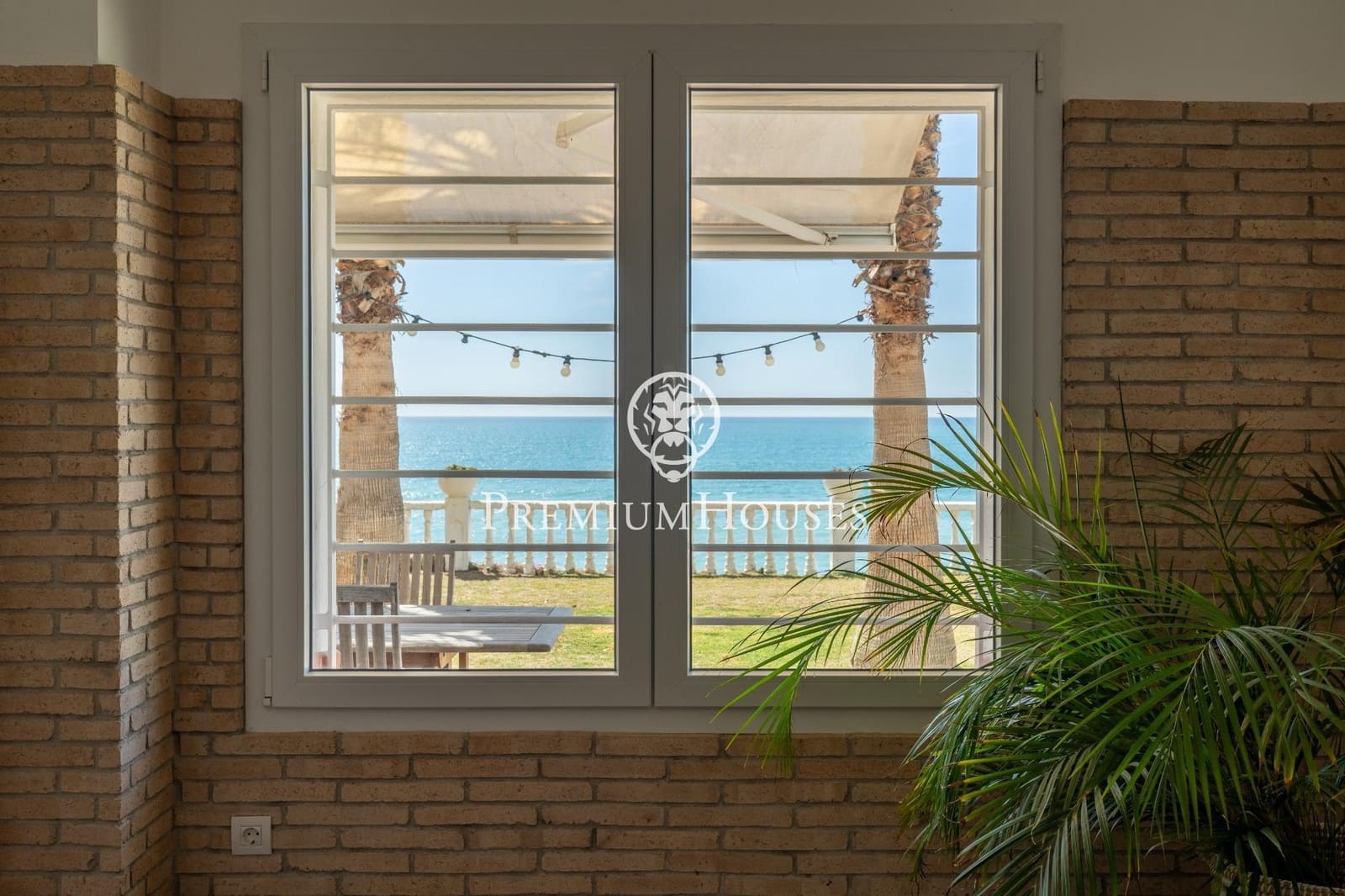 5 soveværelse Villa til salg i Vilanova i la Geltru med swimmingpool - € 3.900.000 (Ref: 8229363)