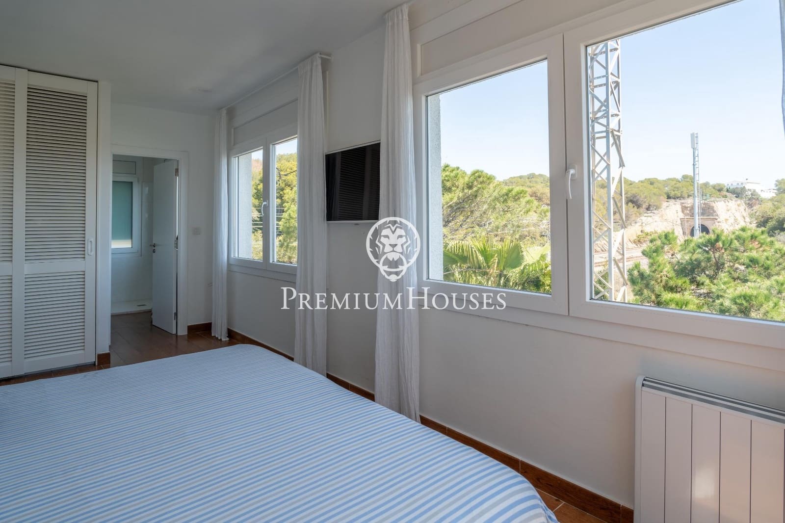 5 soveværelse Villa til salg i Vilanova i la Geltru med swimmingpool - € 3.900.000 (Ref: 8229363)