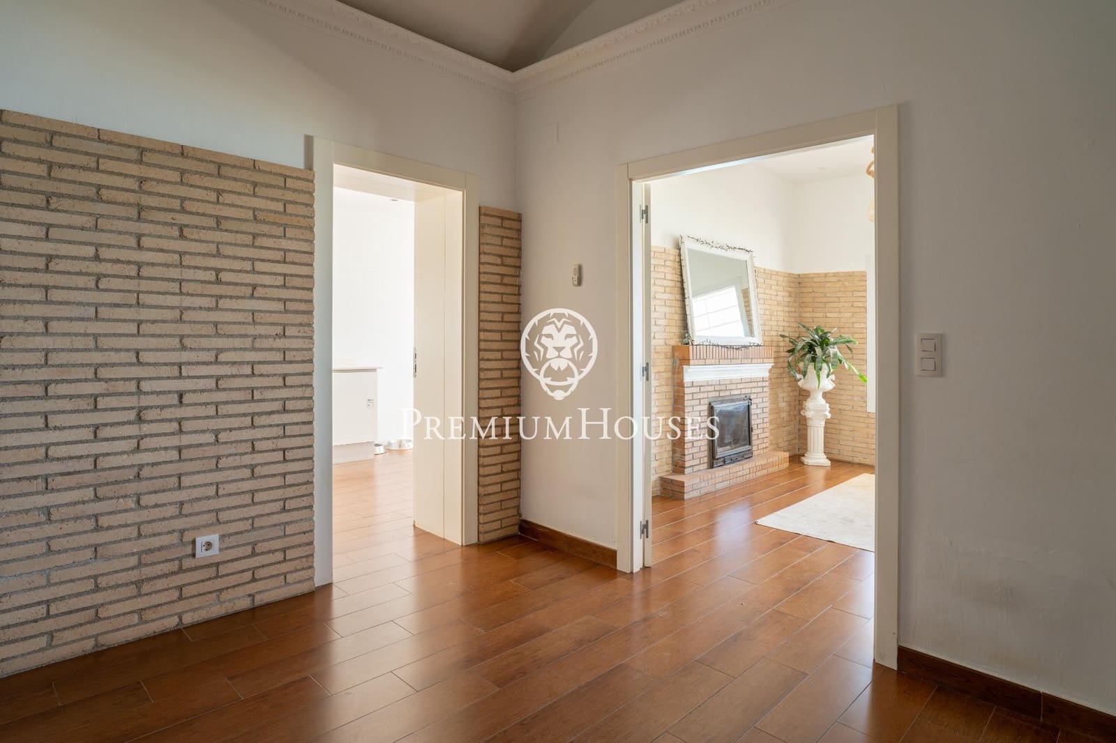 5 soveværelse Villa til salg i Vilanova i la Geltru med swimmingpool - € 3.900.000 (Ref: 8229363)