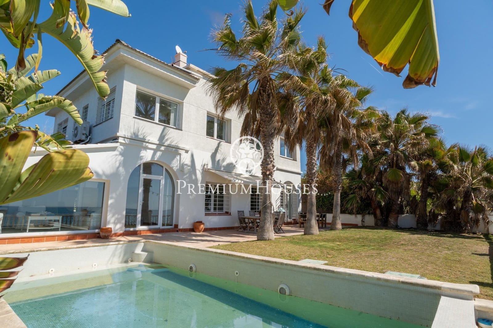 5 soveværelse Villa til salg i Vilanova i la Geltru med swimmingpool - € 3.900.000 (Ref: 8229363)