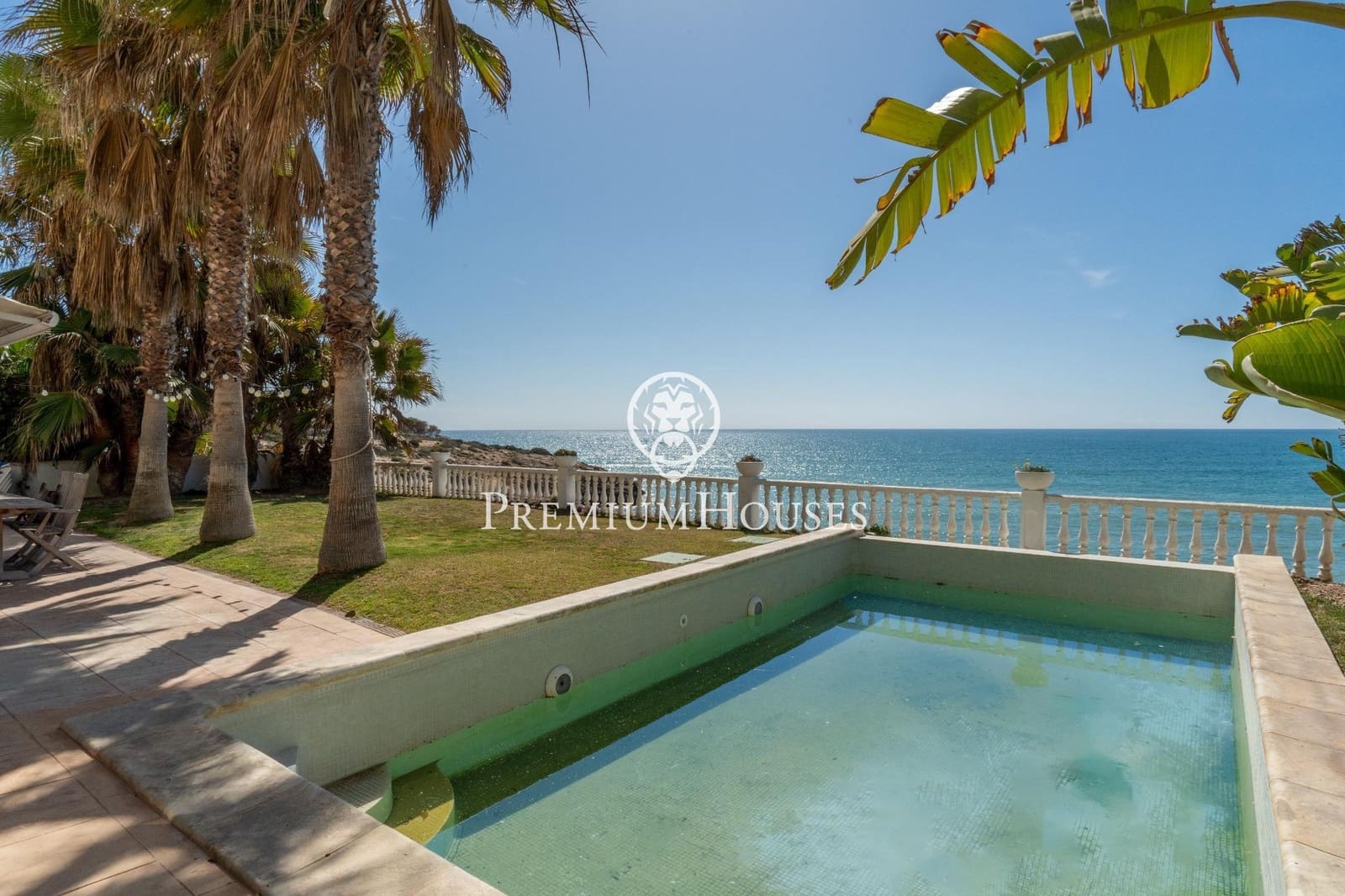5 soveværelse Villa til salg i Vilanova i la Geltru med swimmingpool - € 3.900.000 (Ref: 8229363)
