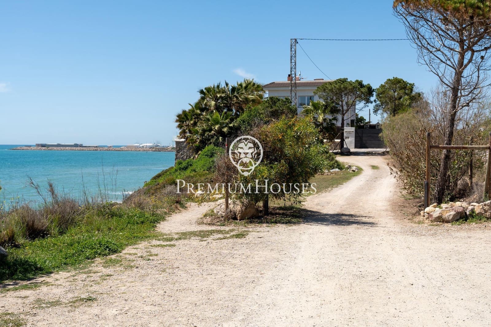 5 soveværelse Villa til salg i Vilanova i la Geltru med swimmingpool - € 3.900.000 (Ref: 8229363)