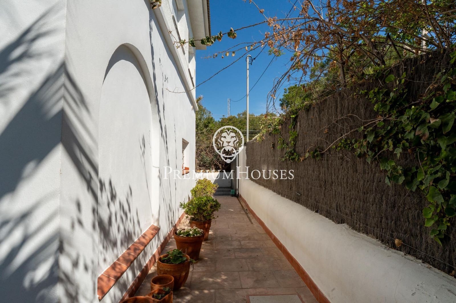 5 soveværelse Villa til salg i Vilanova i la Geltru med swimmingpool - € 3.900.000 (Ref: 8229363)