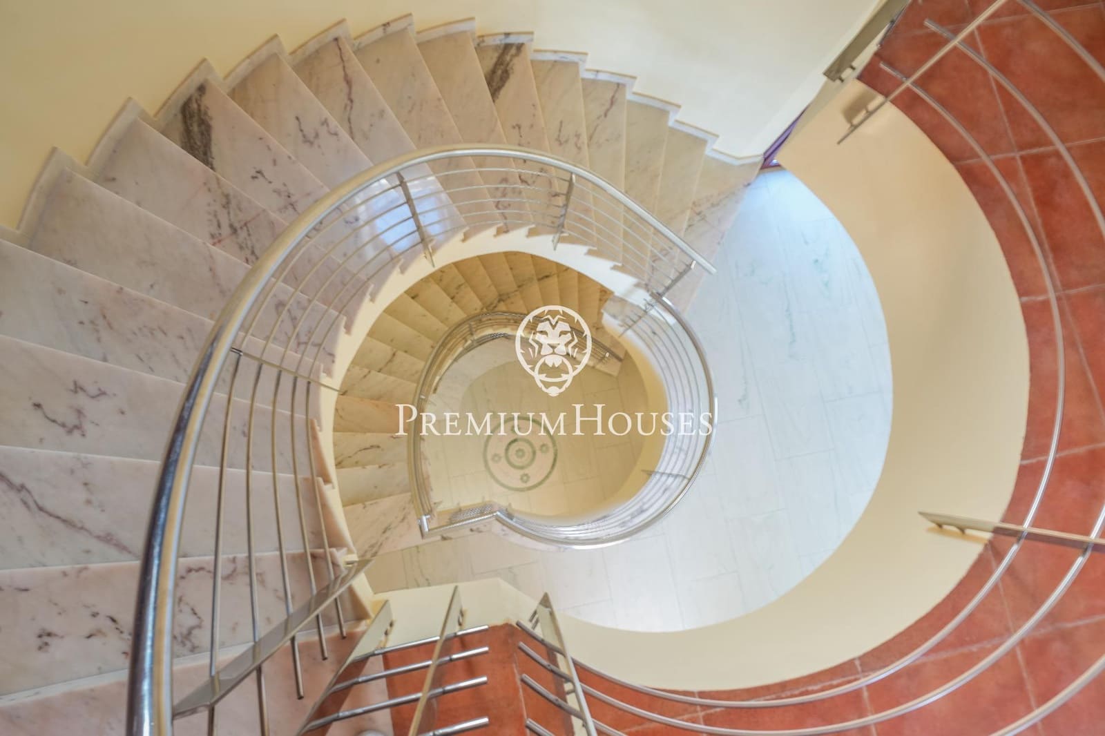 6 soveværelse Villa til salg i Vilanova i la Geltru med swimmingpool - € 1.500.000 (Ref: 8250415)