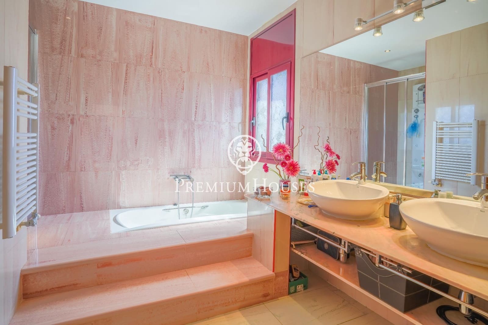 6 soveværelse Villa til salg i Vilanova i la Geltru med swimmingpool - € 1.500.000 (Ref: 8250415)