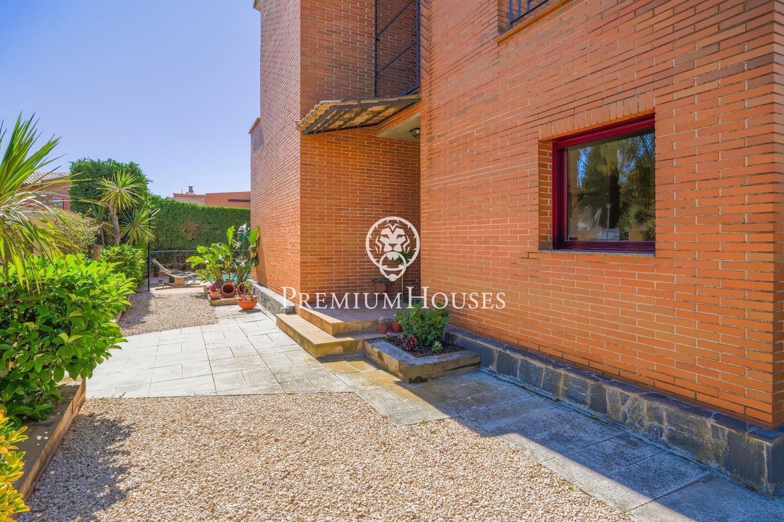 6 soveværelse Villa til salg i Vilanova i la Geltru med swimmingpool - € 1.500.000 (Ref: 8250415)