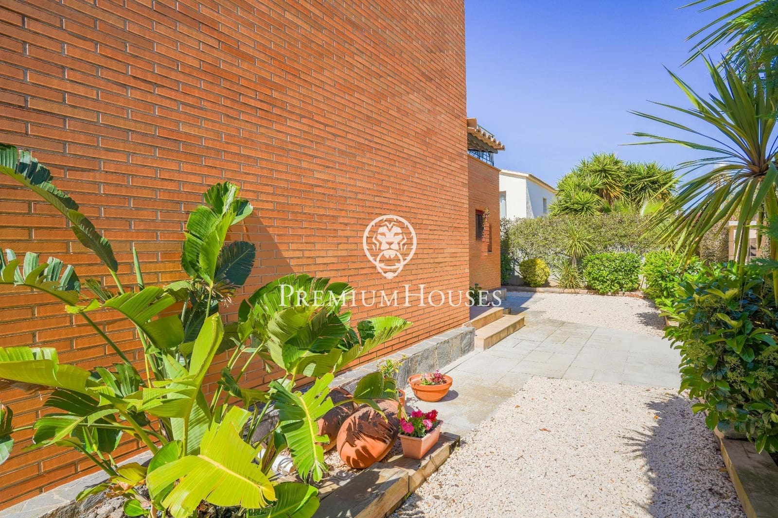 6 soveværelse Villa til salg i Vilanova i la Geltru med swimmingpool - € 1.500.000 (Ref: 8250415)