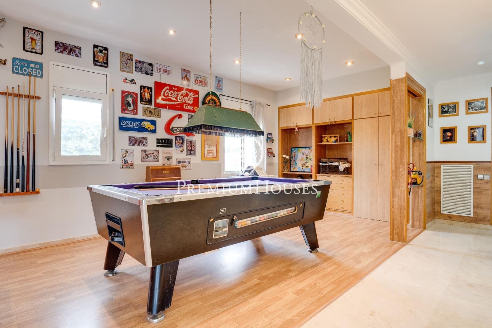 5 bedroom Villa for sale in Vilanova i la Geltru with pool garage - € 690,000 (Ref: 8314243)