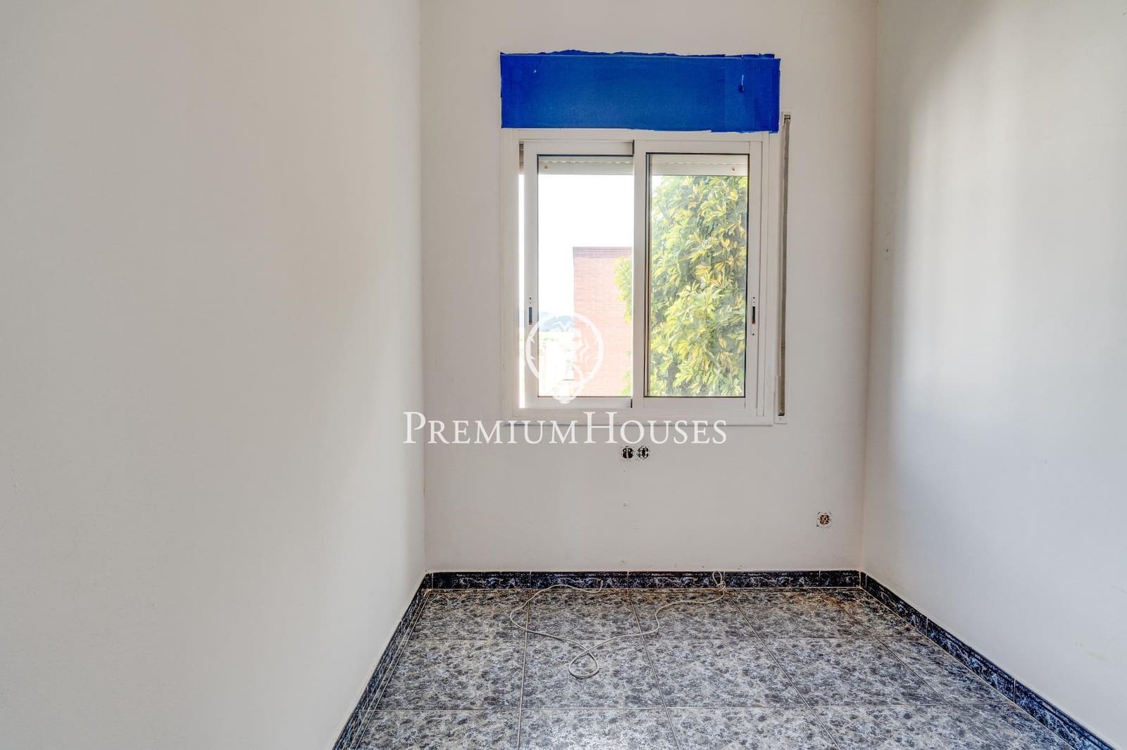 5 bedroom Villa for sale in Vilanova i la Geltru with pool garage - € 690,000 (Ref: 8314243)