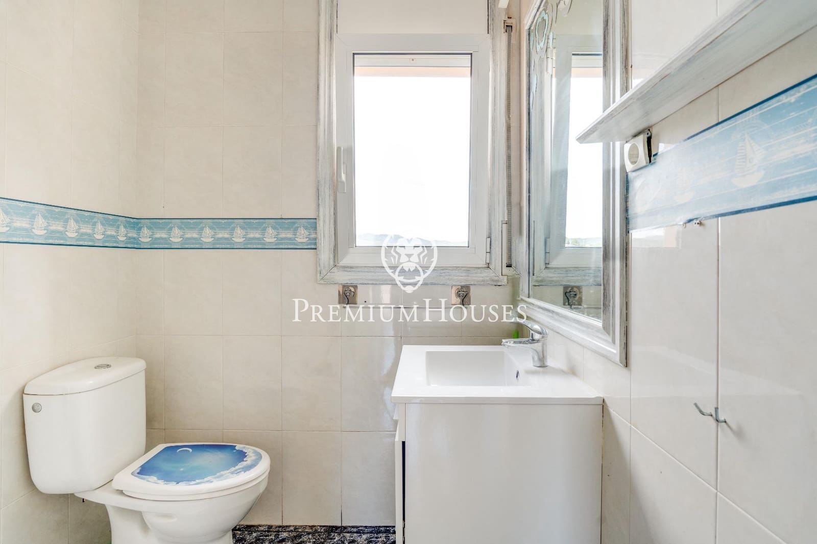 5 bedroom Villa for sale in Vilanova i la Geltru with pool garage - € 690,000 (Ref: 8314243)