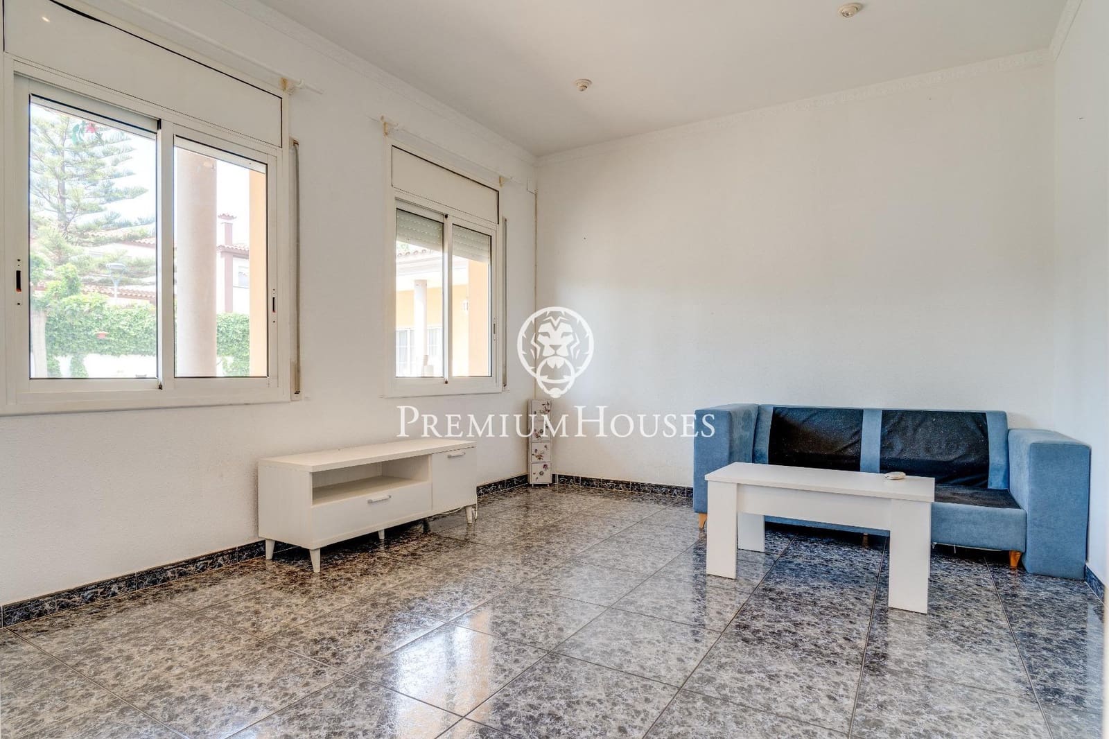 5 bedroom Villa for sale in Vilanova i la Geltru with pool garage - € 690,000 (Ref: 8314243)