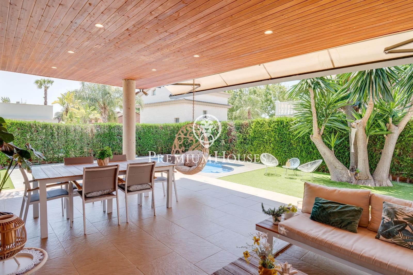 4 bedroom Villa for sale in Vilanova i la Geltru with pool garage - € 879,000 (Ref: 8354165)