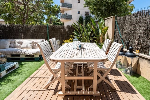 4 bedroom Apartment for rent in Sitges with garage - € 2,200 (Ref: 8396788)