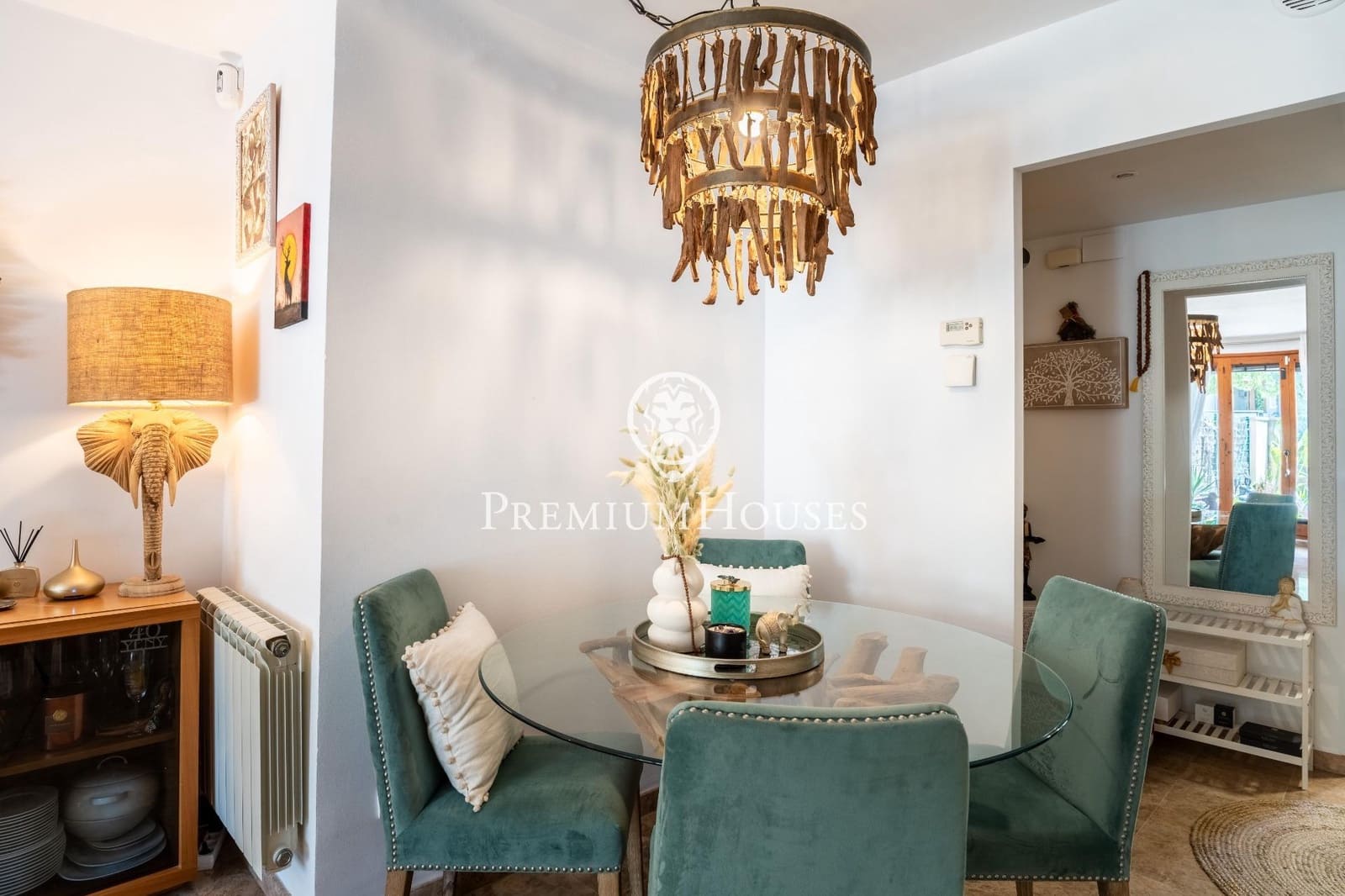 4 bedroom Apartment for rent in Sitges with garage - € 2,200 (Ref: 8396788)