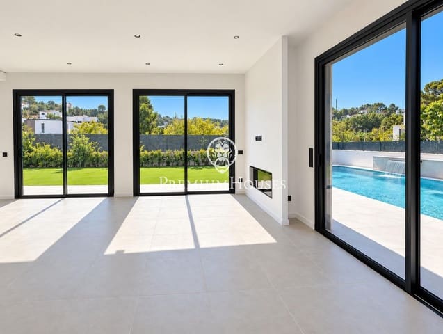 5 soverom Villa til salgs i Sant Pere de Ribes med svømmebasseng garasje - € 1 185 000 (Ref: 8452119)