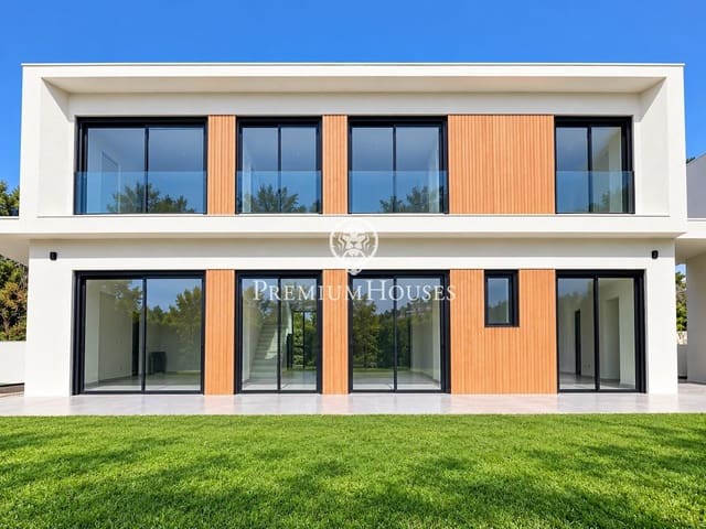 5 soverom Villa til salgs i Sant Pere de Ribes med svømmebasseng garasje - € 1 185 000 (Ref: 8452119)