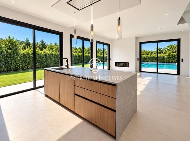 5 soverom Villa til salgs i Sant Pere de Ribes med svømmebasseng garasje - € 1 185 000 (Ref: 8452119)