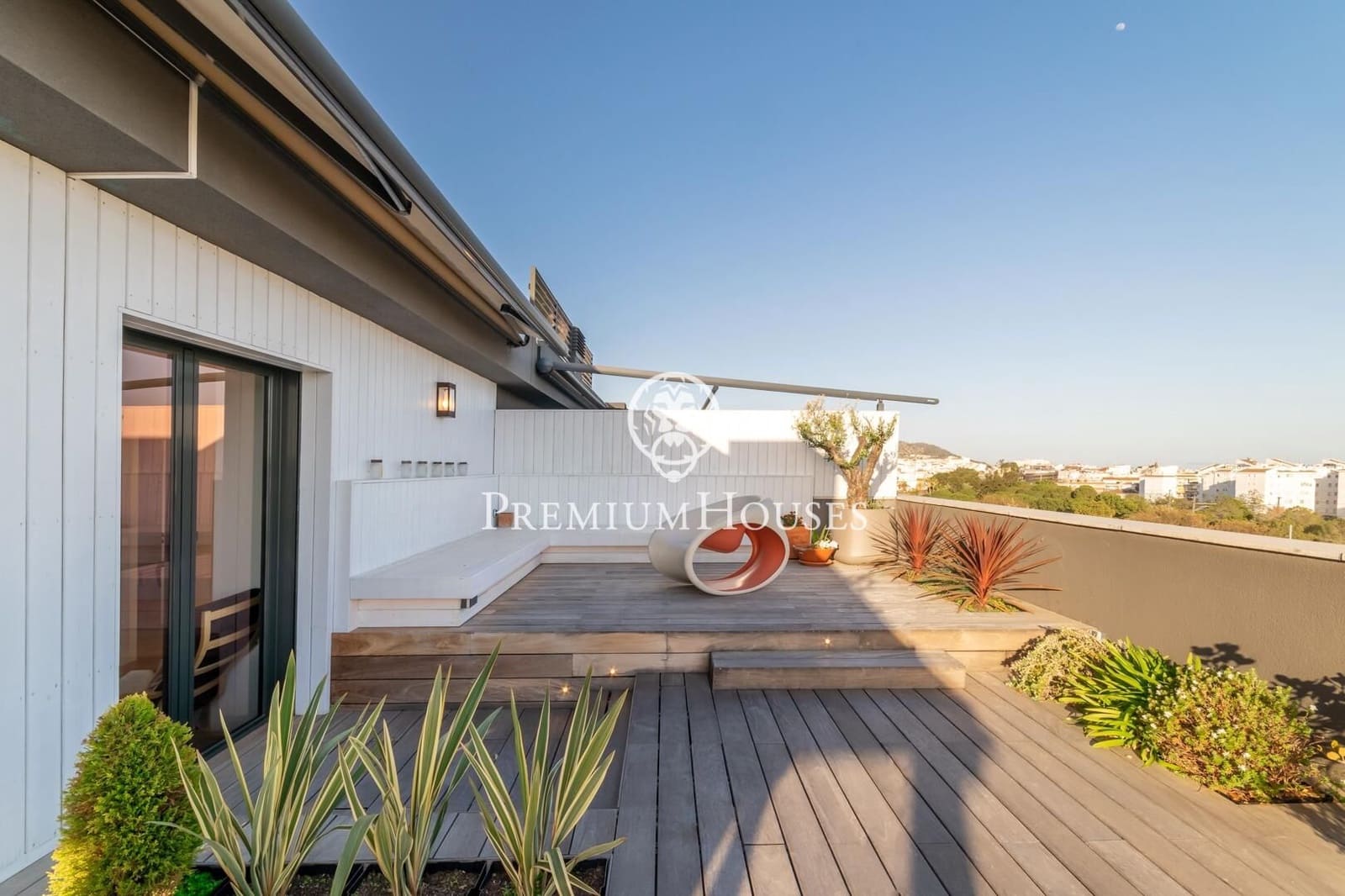 4 sovrum Takvåning till salu i Sitges med pool - 1 450 000 € (Ref: 8455778)