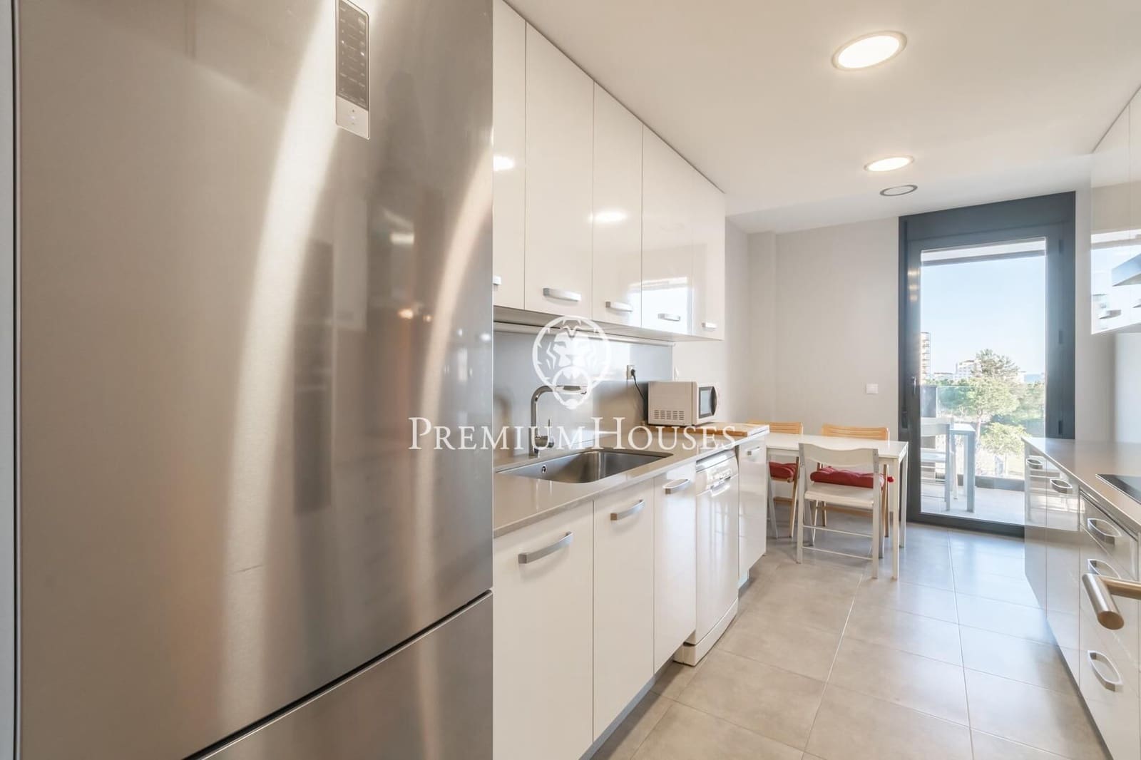 5 chambre Penthouse à vendre à Sitges avec piscine - 1 450 000 € (Ref: 8455778)
