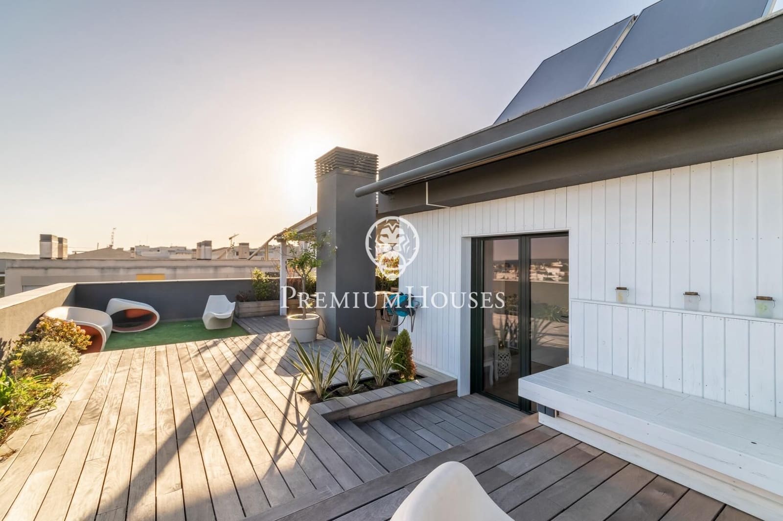 5 chambre Penthouse à vendre à Sitges avec piscine - 1 450 000 € (Ref: 8455778)