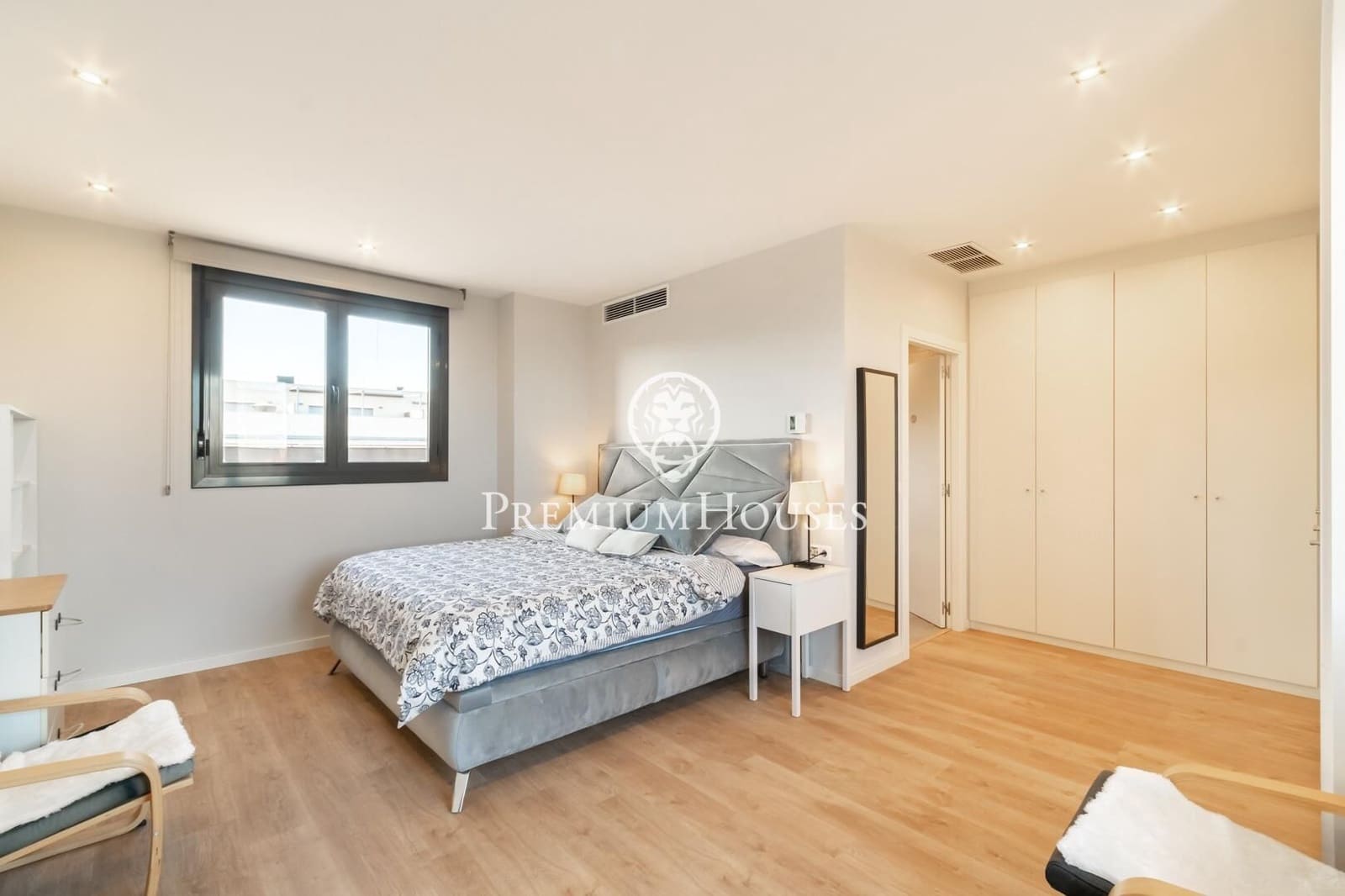 5 chambre Penthouse à vendre à Sitges avec piscine - 1 450 000 € (Ref: 8455778)