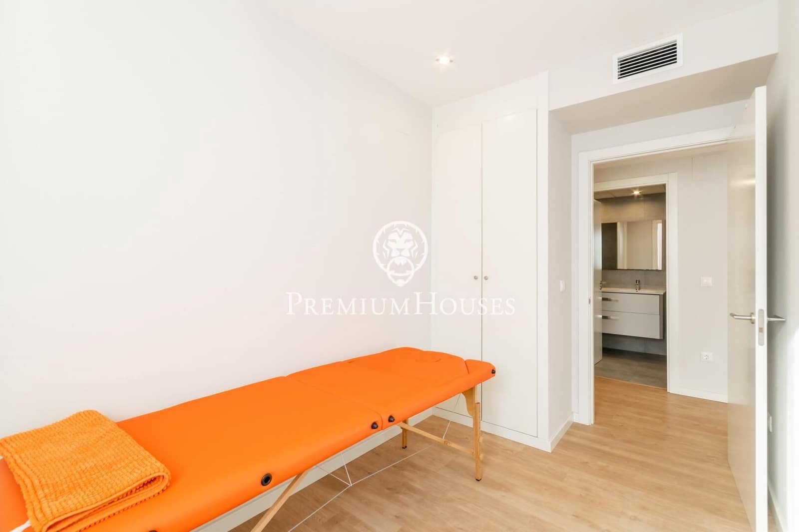 5 chambre Penthouse à vendre à Sitges avec piscine - 1 450 000 € (Ref: 8455778)