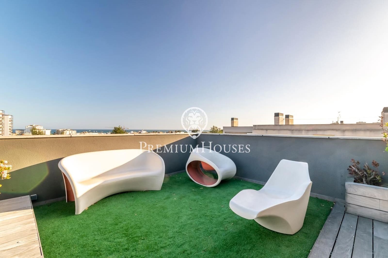 5 chambre Penthouse à vendre à Sitges avec piscine - 1 450 000 € (Ref: 8455778)