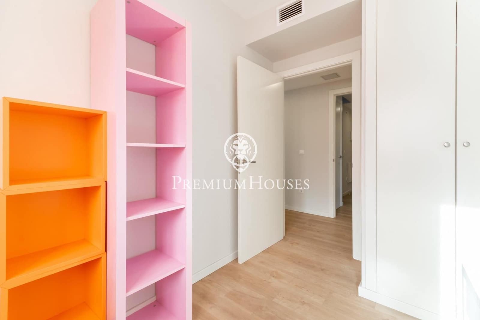 5 chambre Penthouse à vendre à Sitges avec piscine - 1 450 000 € (Ref: 8455778)