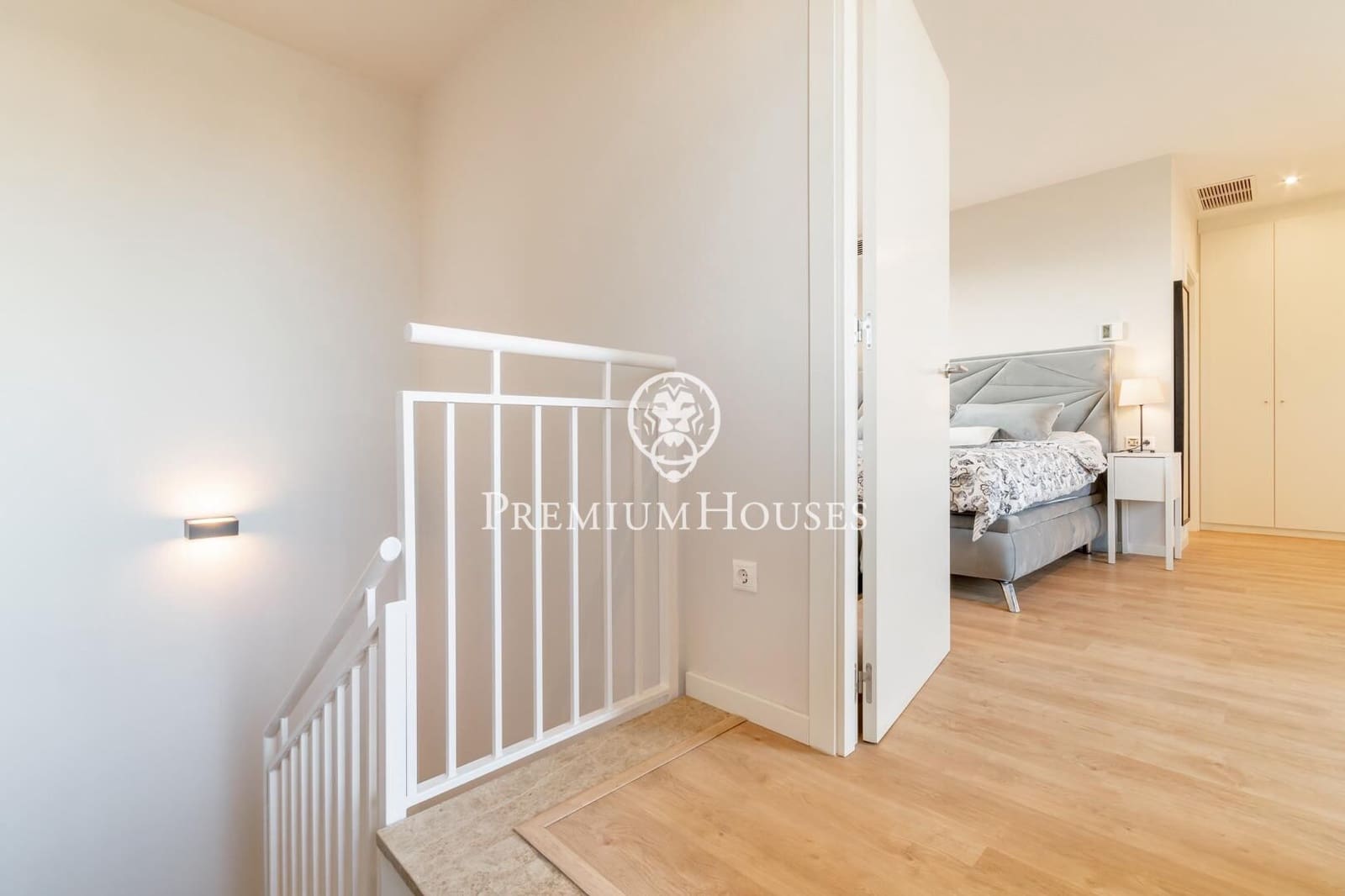 5 chambre Penthouse à vendre à Sitges avec piscine - 1 450 000 € (Ref: 8455778)