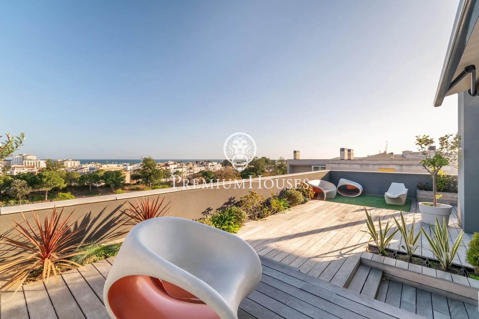5 chambre Penthouse à vendre à Sitges avec piscine - 1 450 000 € (Ref: 8455778)