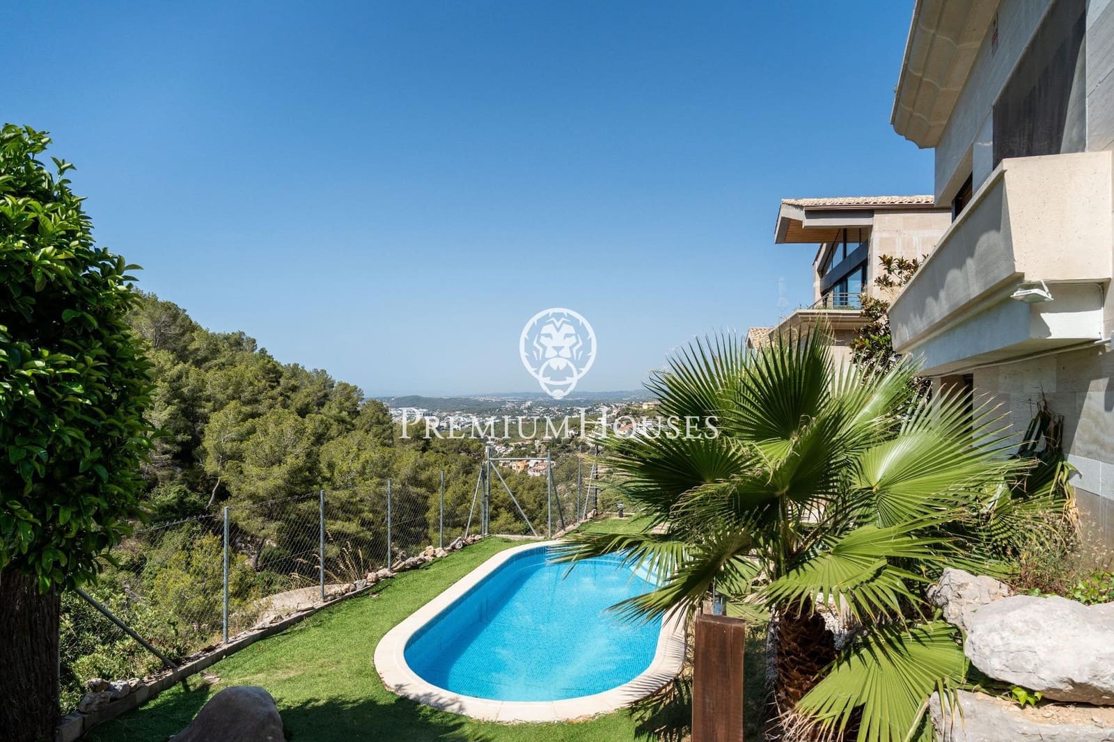 3 soveværelse Villa til salg i Sitges med swimmingpool - € 895.000 (Ref: 8455779)