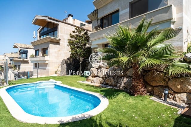 3 makuuhuone Huvila myytävänä paikassa Sitges mukana uima-altaan - 895 000 € (Ref: 8455779)