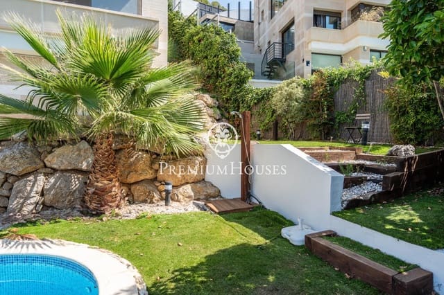 3 makuuhuone Huvila myytävänä paikassa Sitges mukana uima-altaan - 895 000 € (Ref: 8455779)
