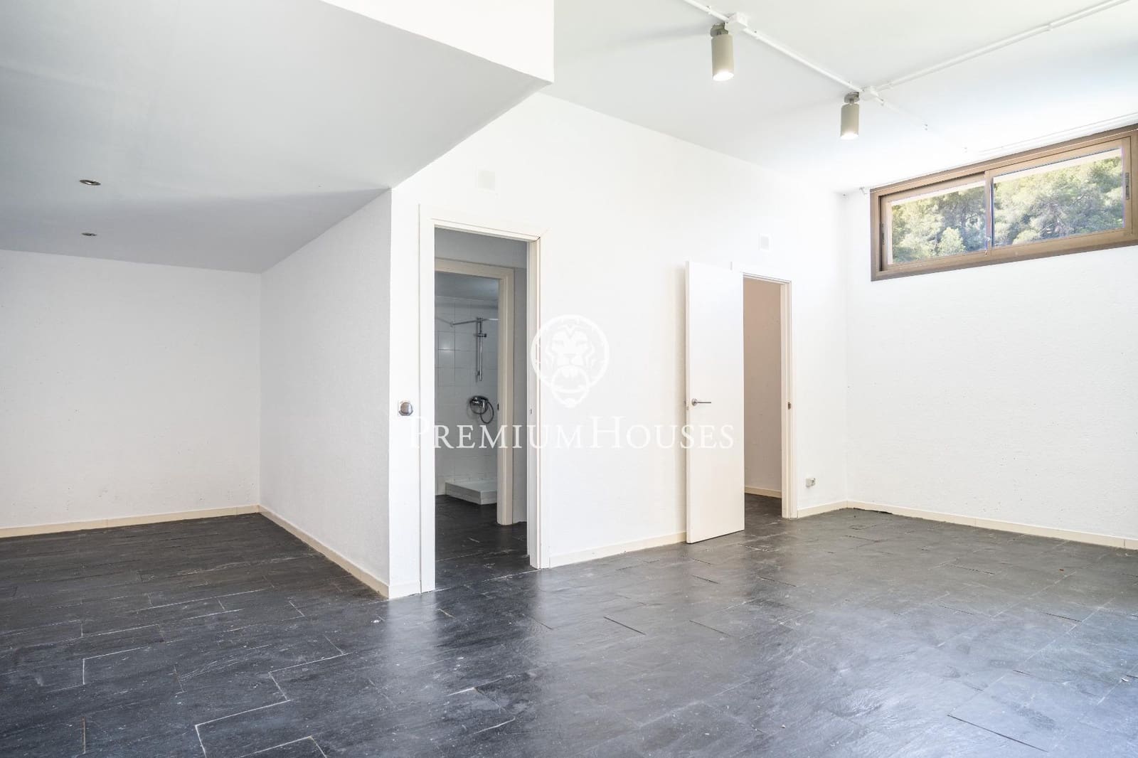 3 soveværelse Villa til salg i Sitges med swimmingpool - € 895.000 (Ref: 8455779)