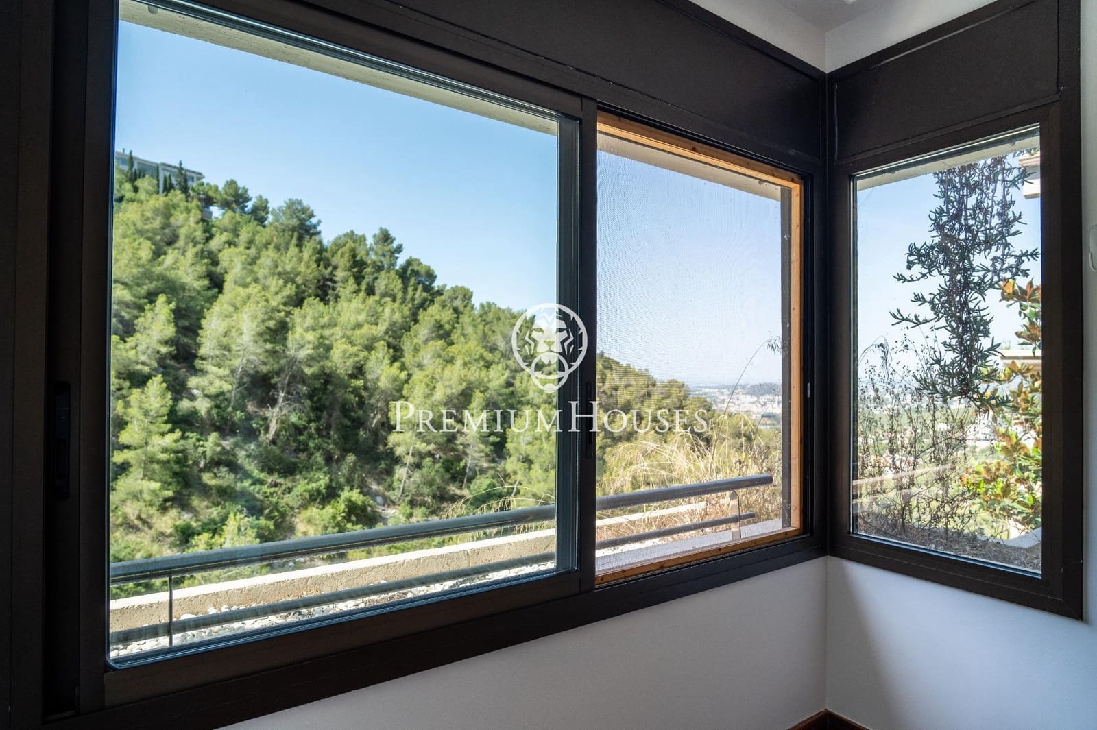 3 soveværelse Villa til salg i Sitges med swimmingpool - € 895.000 (Ref: 8455779)