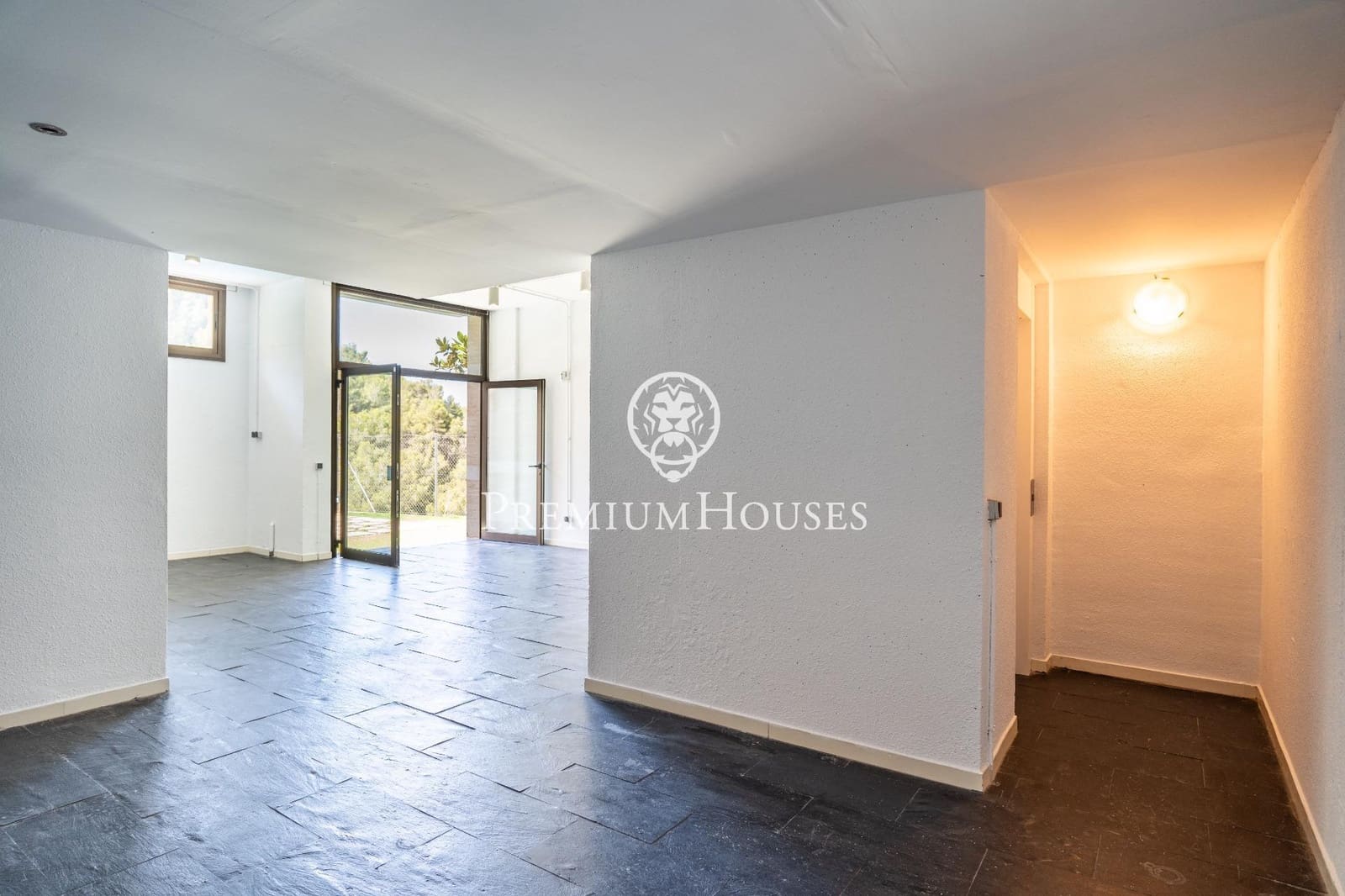 3 soveværelse Villa til salg i Sitges med swimmingpool - € 895.000 (Ref: 8455779)