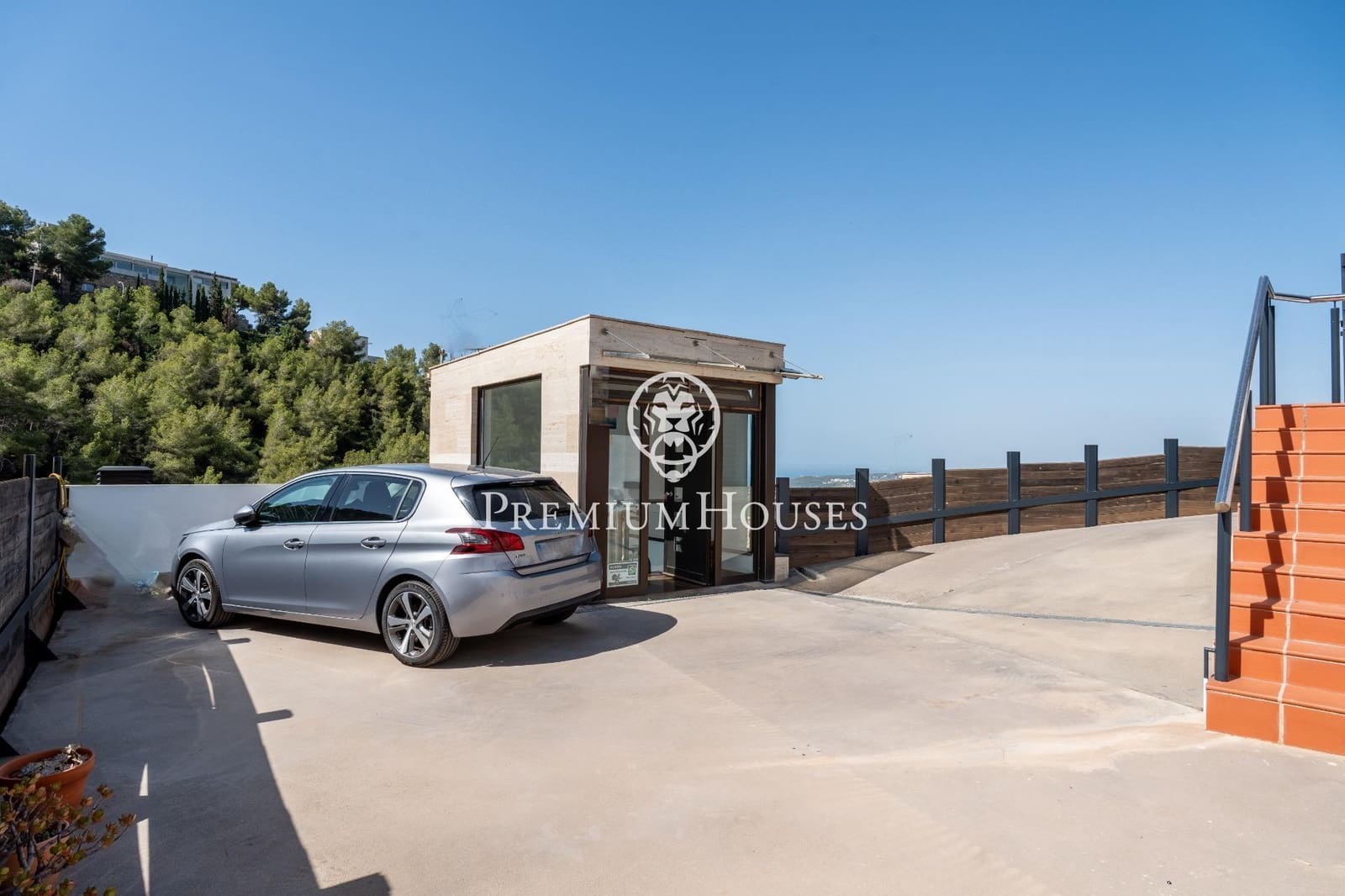 3 soveværelse Villa til salg i Sitges med swimmingpool - € 895.000 (Ref: 8455779)