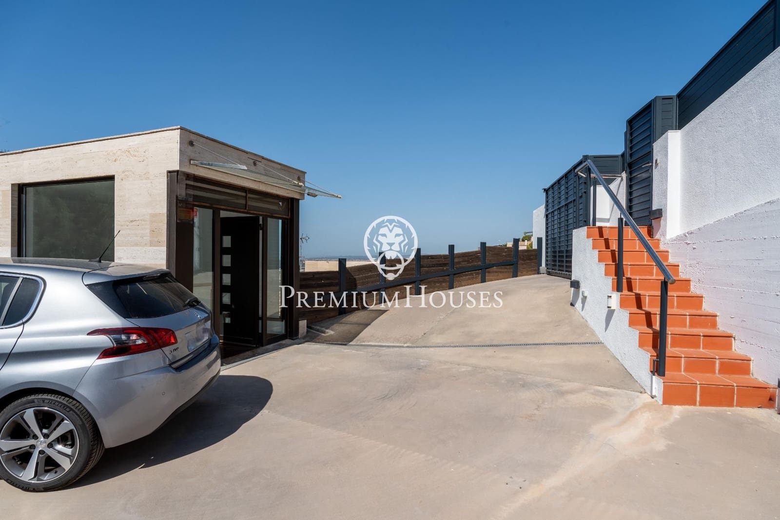 3 soveværelse Villa til salg i Sitges med swimmingpool - € 895.000 (Ref: 8455779)