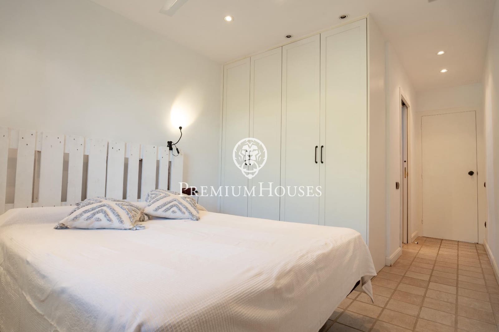 3 sypialnia Penthouse do wynajęcia w Castelldefels z basenem garażem - 1 800 € (Ref: 8460271)