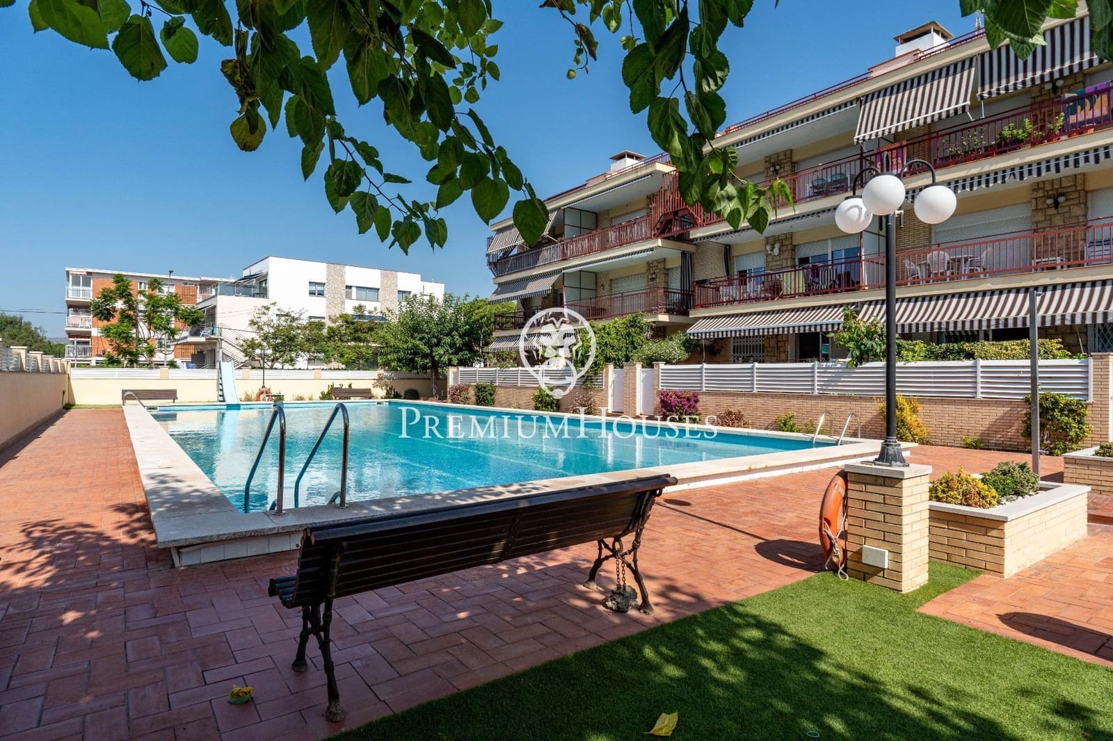 3 sypialnia Penthouse do wynajęcia w Castelldefels z basenem garażem - 1 800 € (Ref: 8460271)
